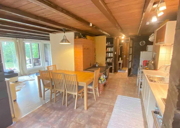 Cozy Loghouse With Sauna Near A Great Sandy Ferienhaus