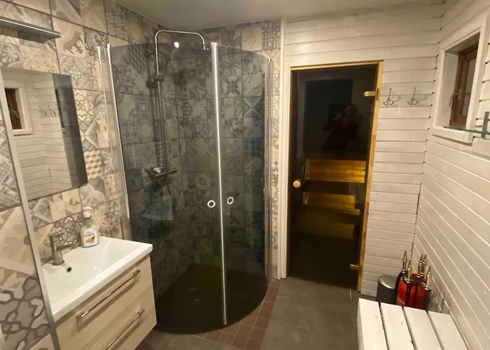 Cozy Loghouse With Sauna Near A Great Sandy