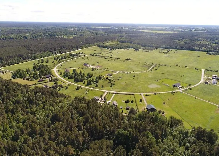 Cozy Loghouse With Sauna Near A Great Sandy Ferienhaus