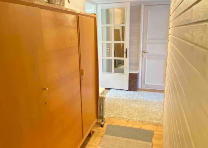 Cozy Loghouse With Sauna Near A Great Sandy *